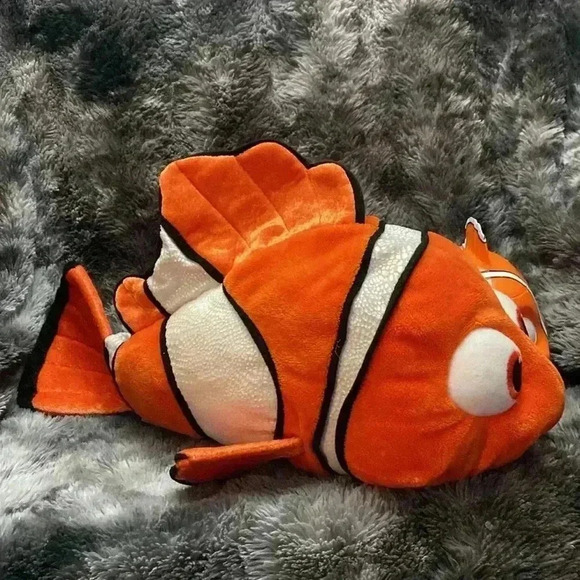 Disney Finding Nemo  18" Plush Clown Fish and finding Nemo Disney Cup - Picture 7 of 16